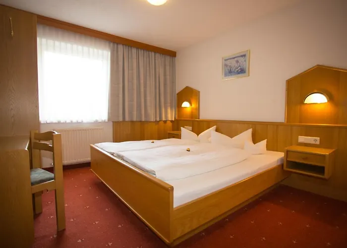 Haus Enzian Guest house 3*