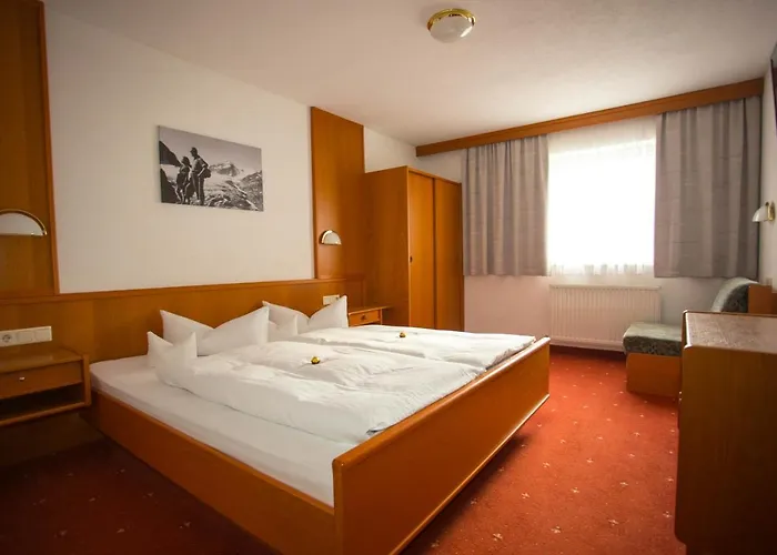 Haus Enzian Guest house