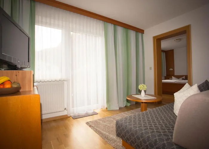 게스트하우스 Haus Enzian